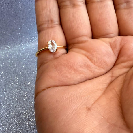 Anillo dama Diseño circón en Plata 925 con Baño de Oro 18kilates