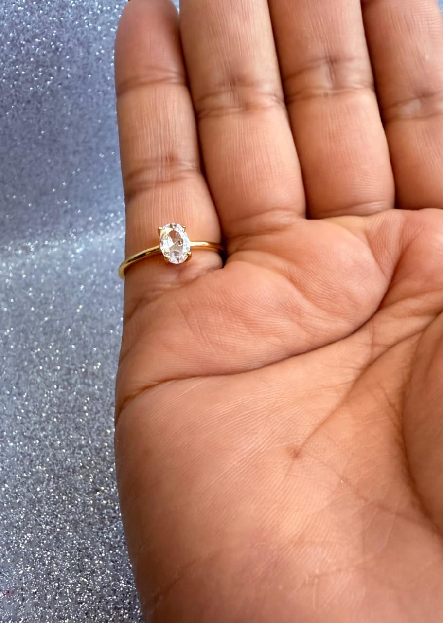 Anillo dama Diseño circón en Plata 925 con Baño de Oro 18kilates