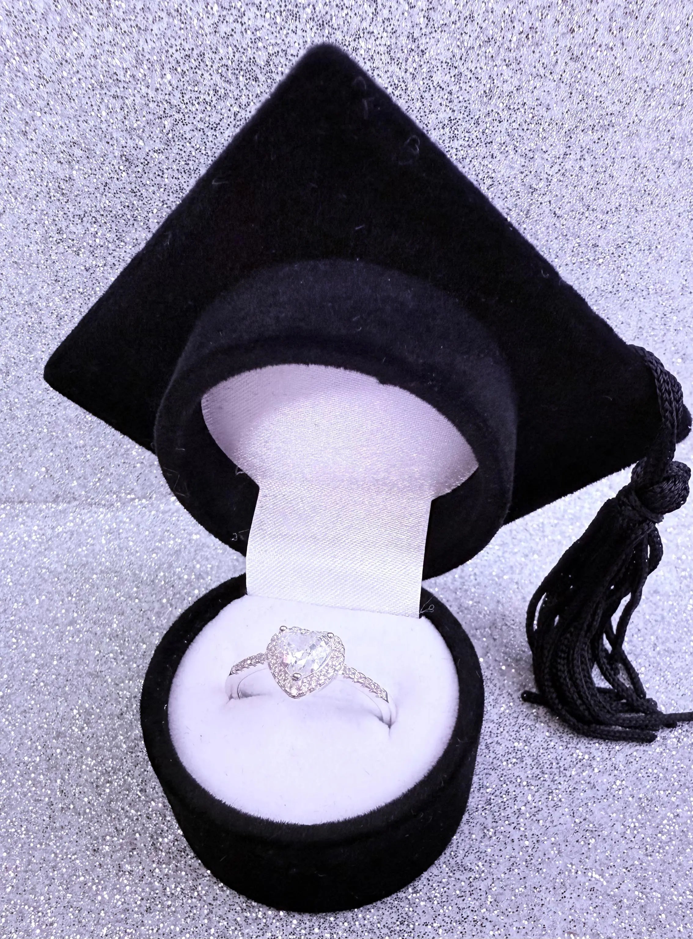 Anillo dama corazón Circón cristal con microcircones cristal Plata fina ley 925 con caja birrete negro