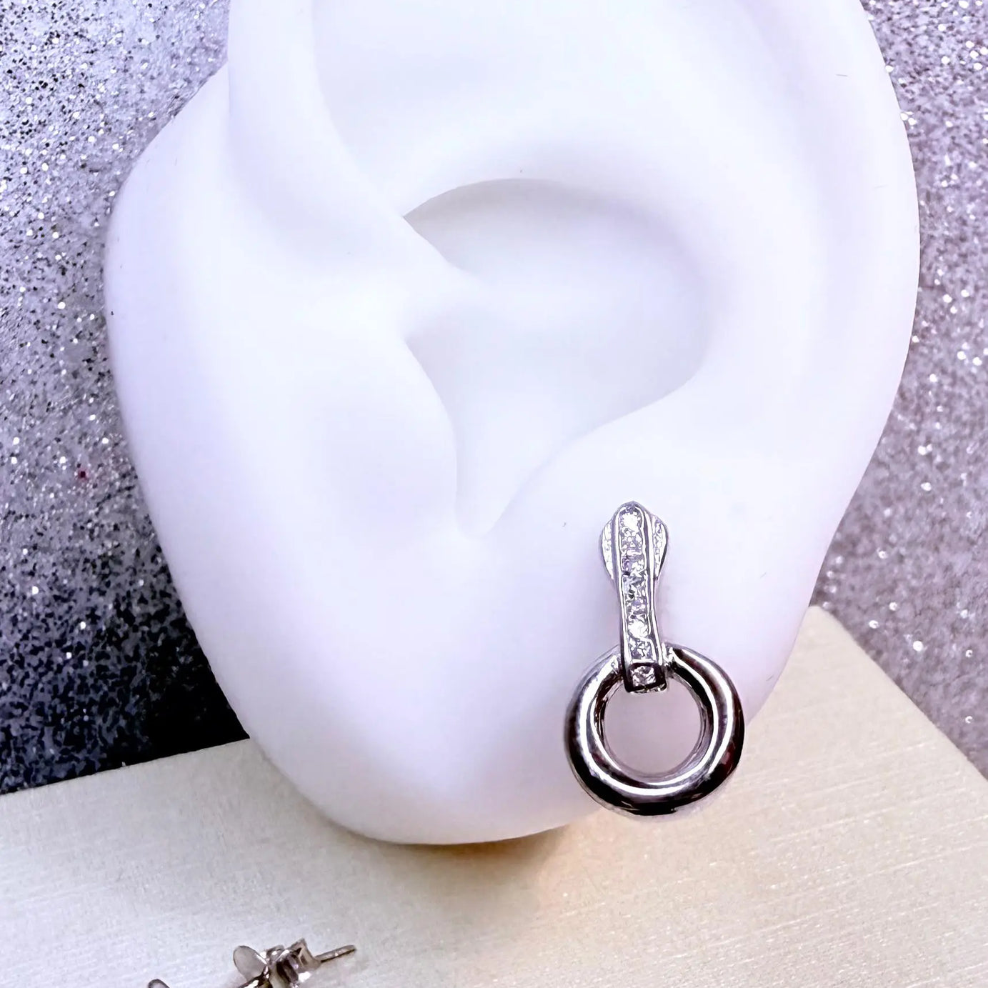 Aros dama Diseño con micro circones Plata fina ley 925