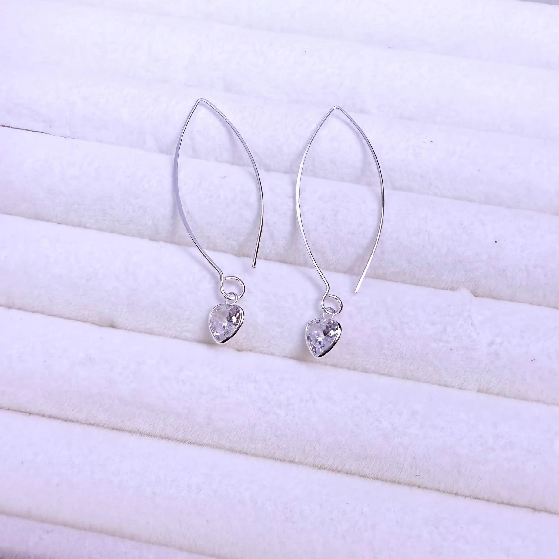 Aros dama Diseño corazón cristal Plata fina ley 925