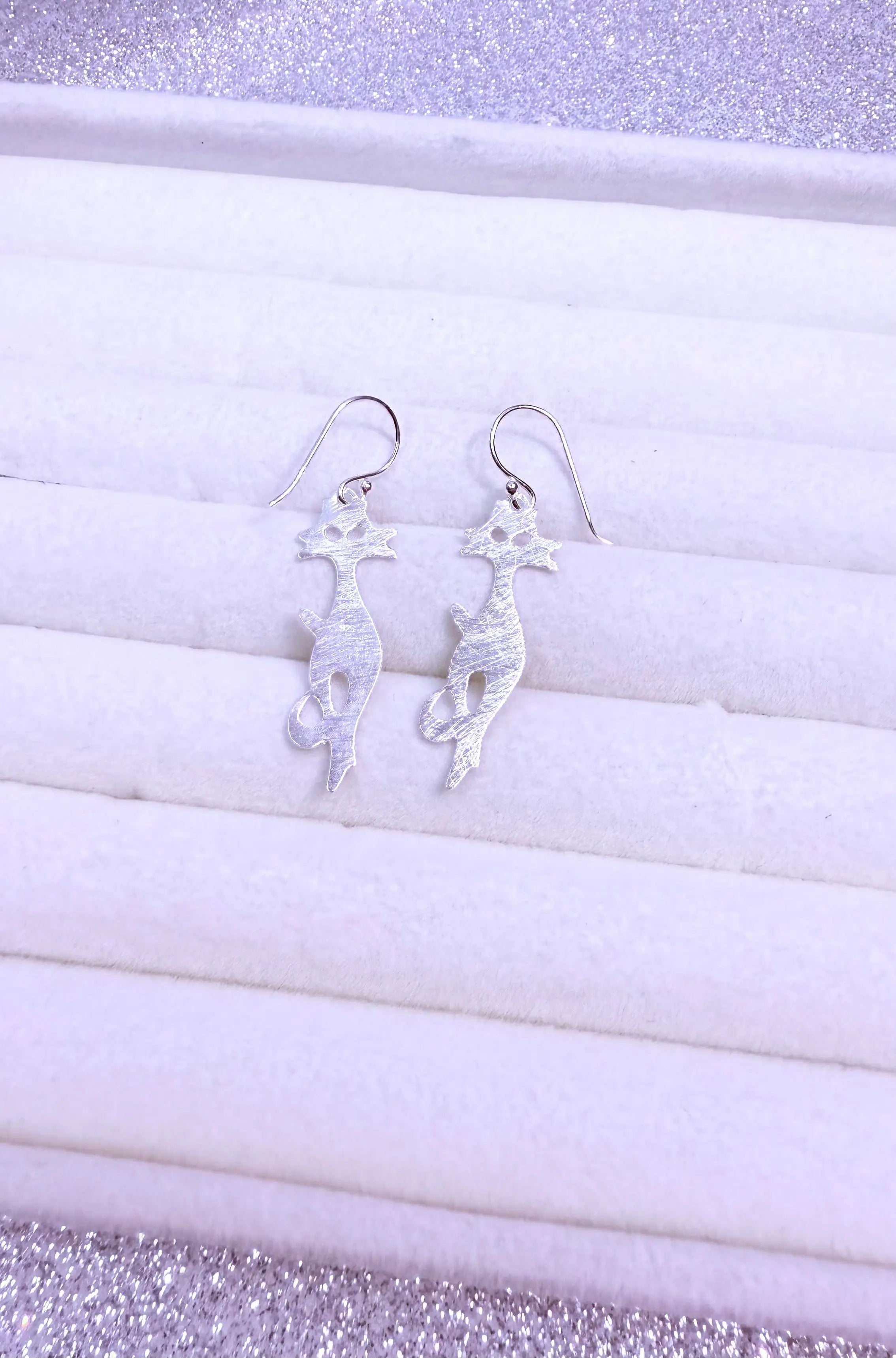 Aros dama Diseño gato Plata fina ley 925