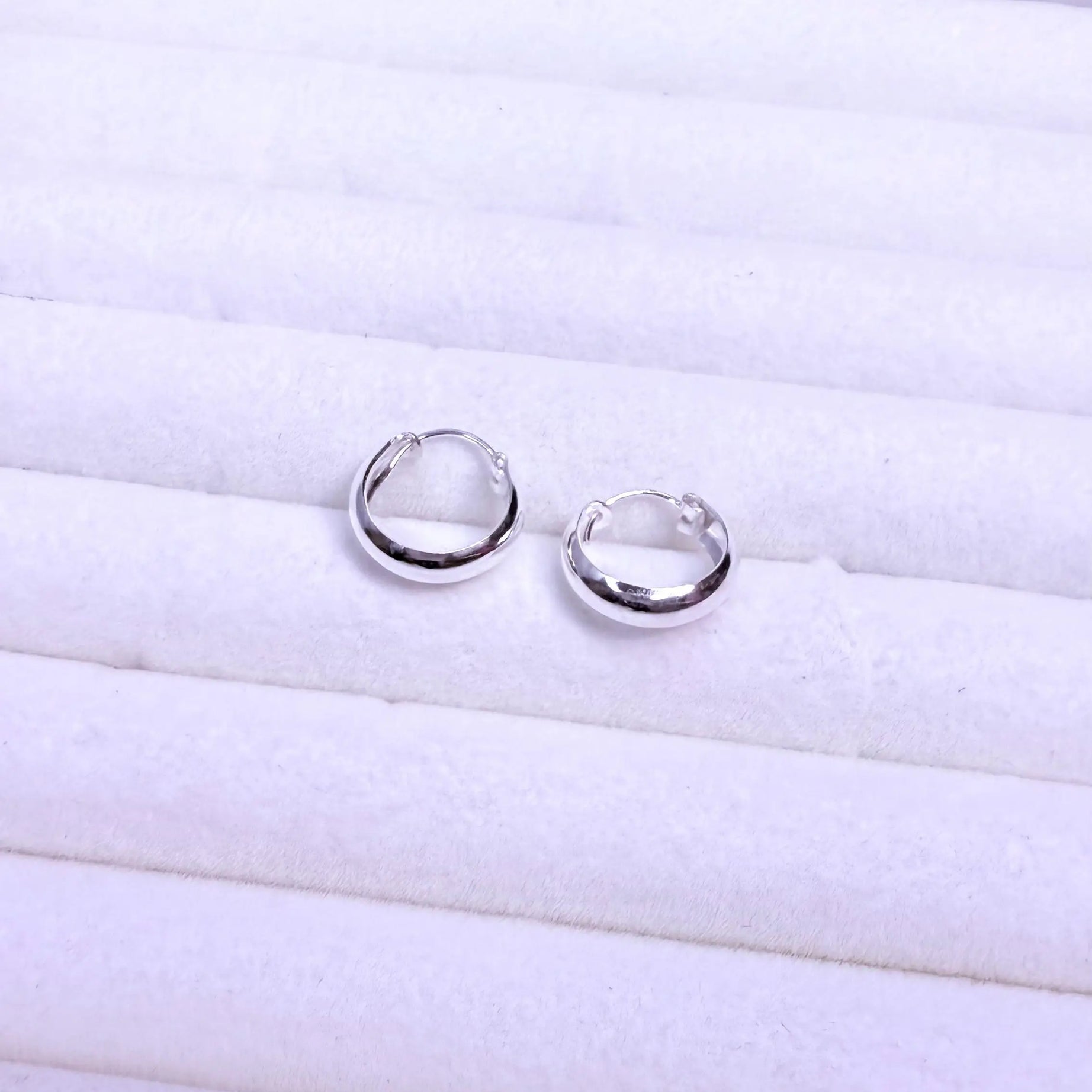 Aros dama argolla 10mm diseño Bali Plata fina ley 925