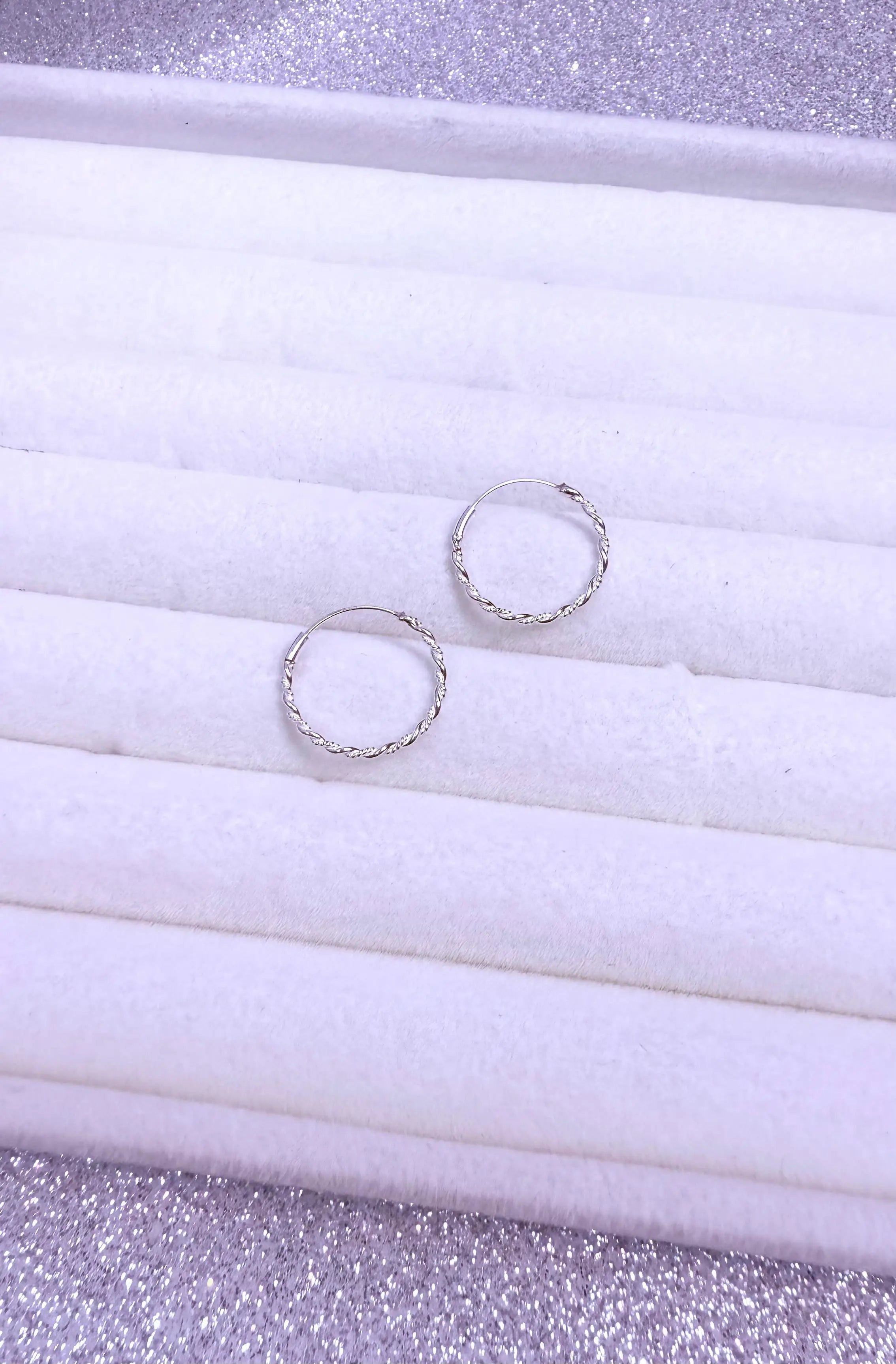 Aros dama argolla diseño tejido Plata fina ley 925