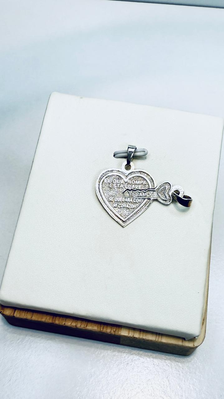 Colgantes Pareja Corazón con llave