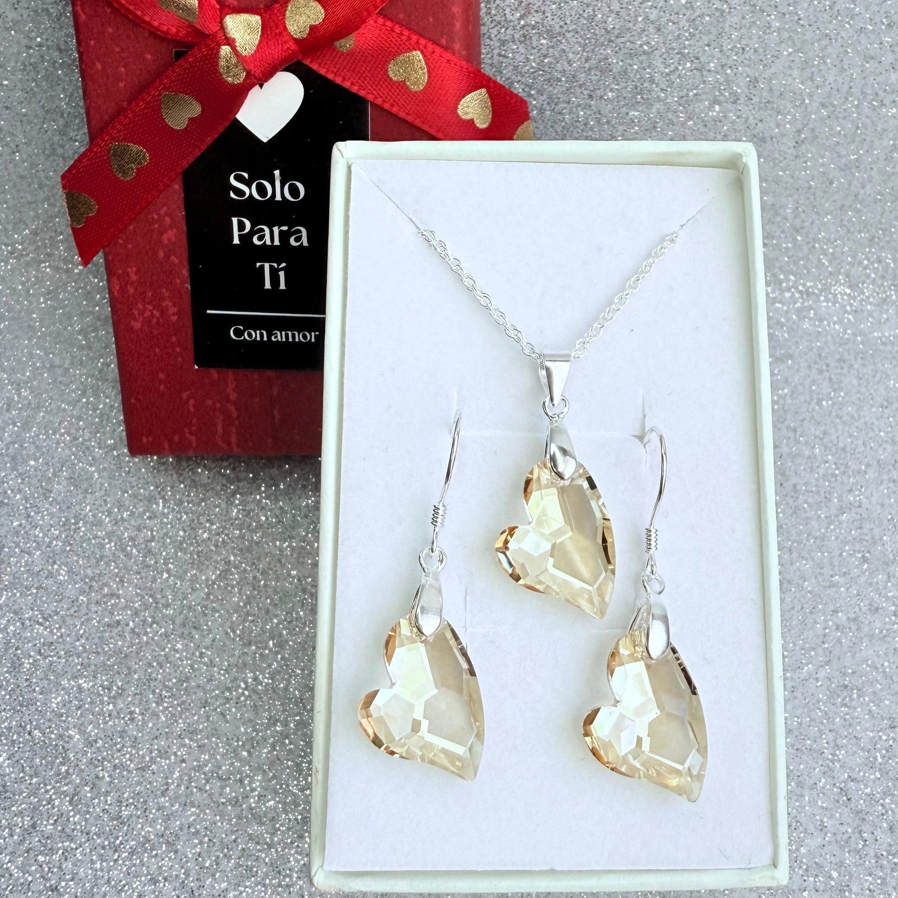 Conjunto Dama Diseño Corazón Cristal tornasol Plata fina ley 925