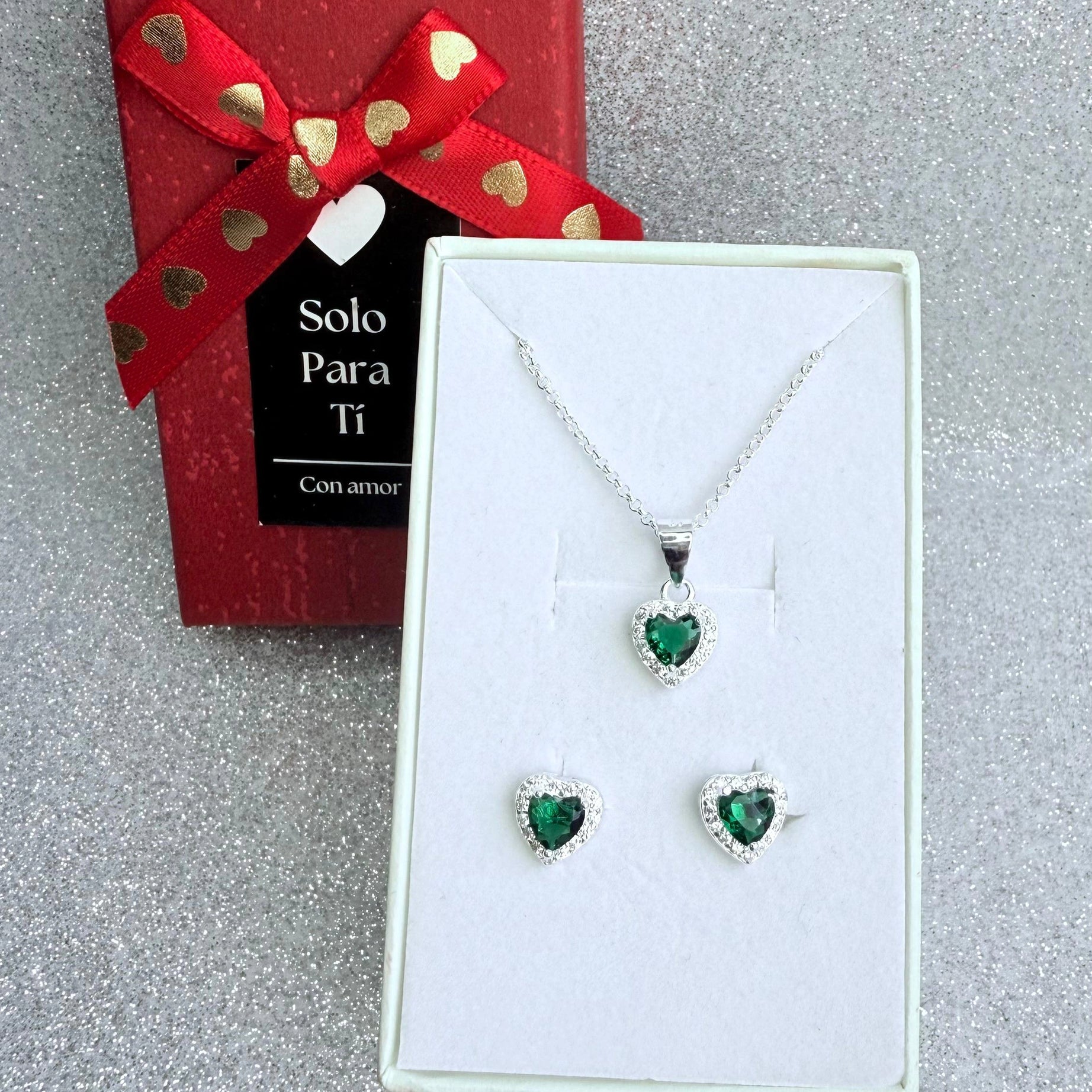 Conjunto Dama Diseño Corazón circón verde esmeralda Plata fina ley 925
