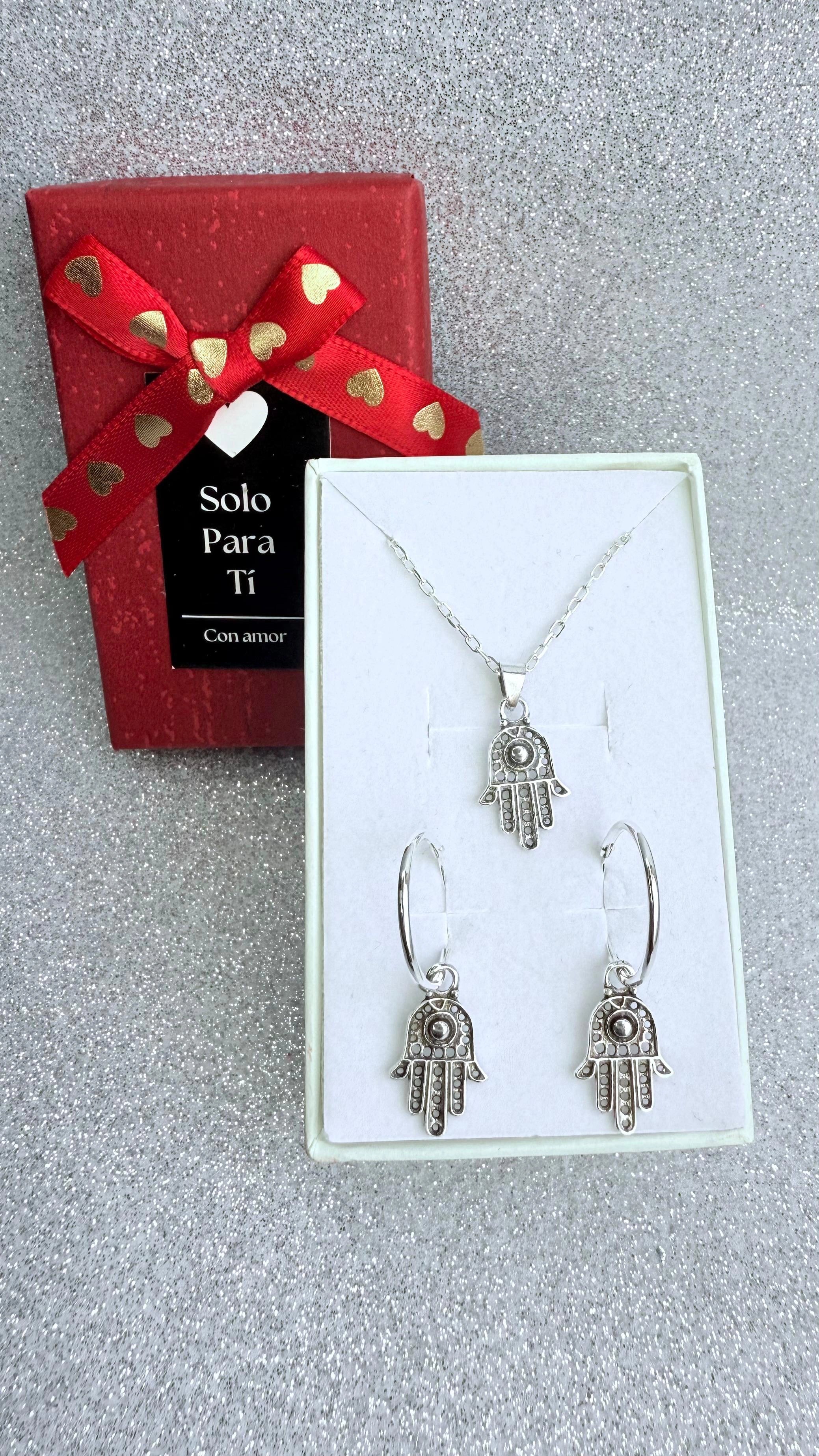 Conjunto Dama Diseño Mano de fatima Plata fina ley 925