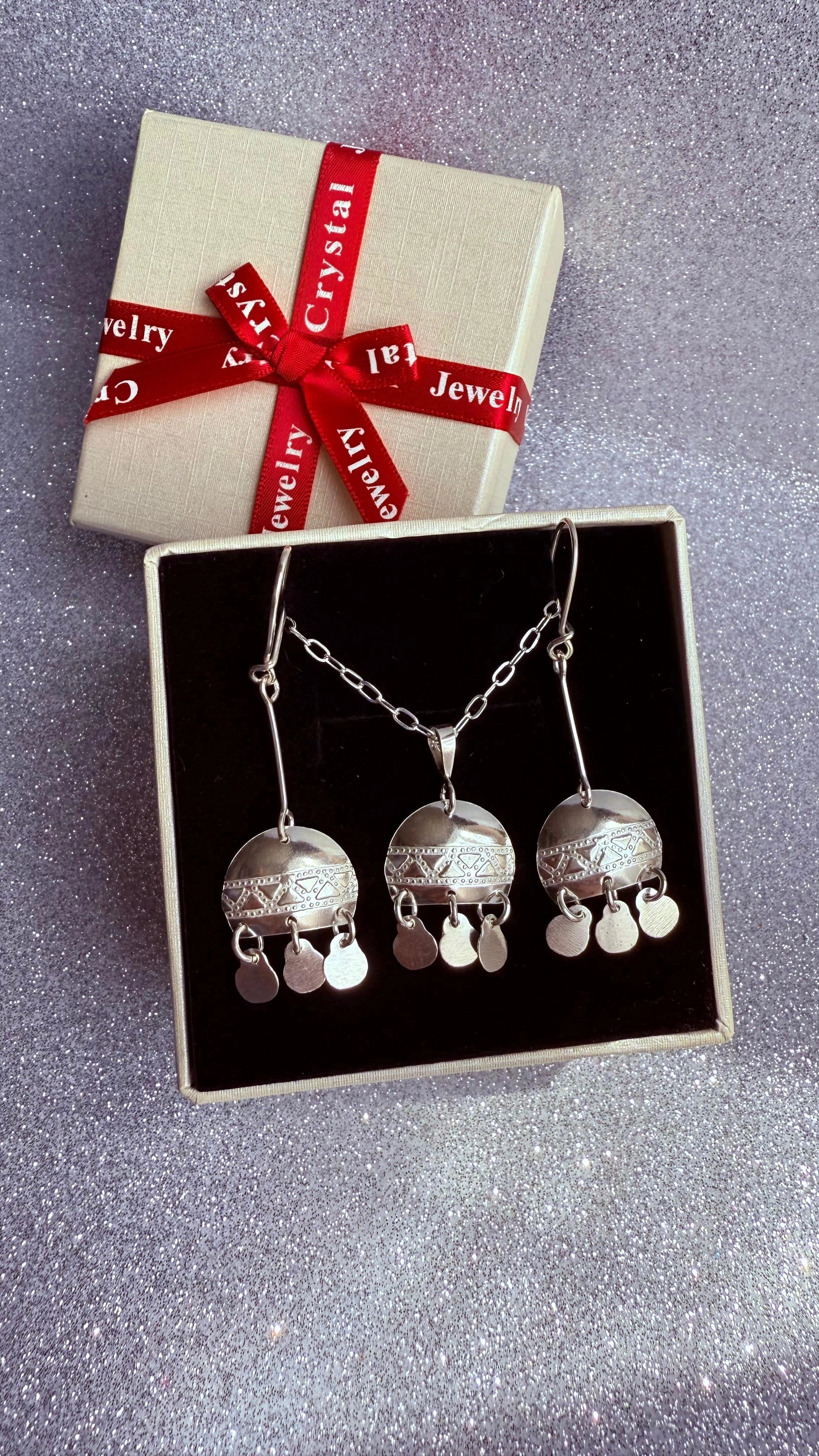 Conjunto Dama Diseño Diseño Mapuche Plata fina ley 925 y Plata 950