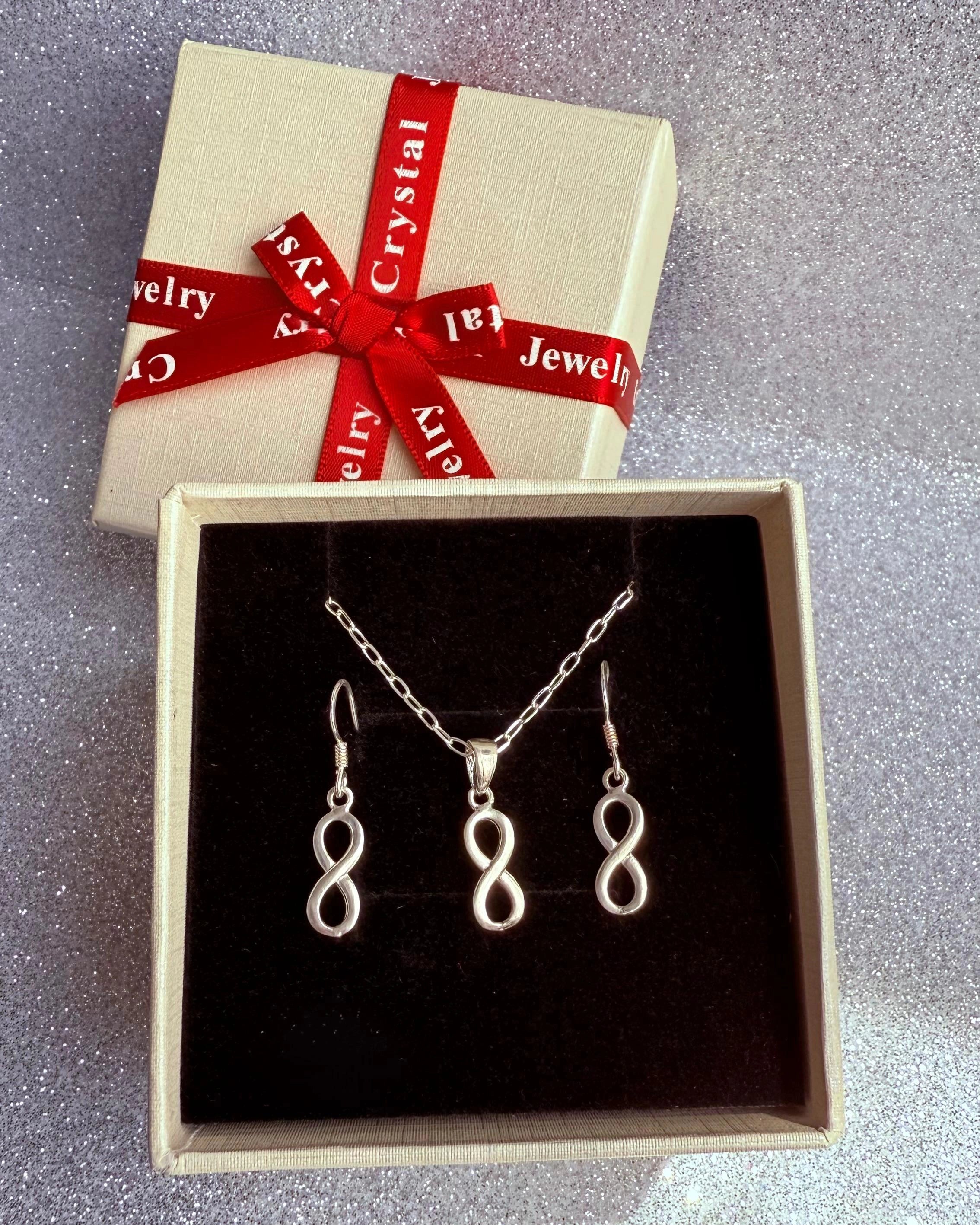 Conjunto Dama Diseño Infinitos Plata fina ley 925