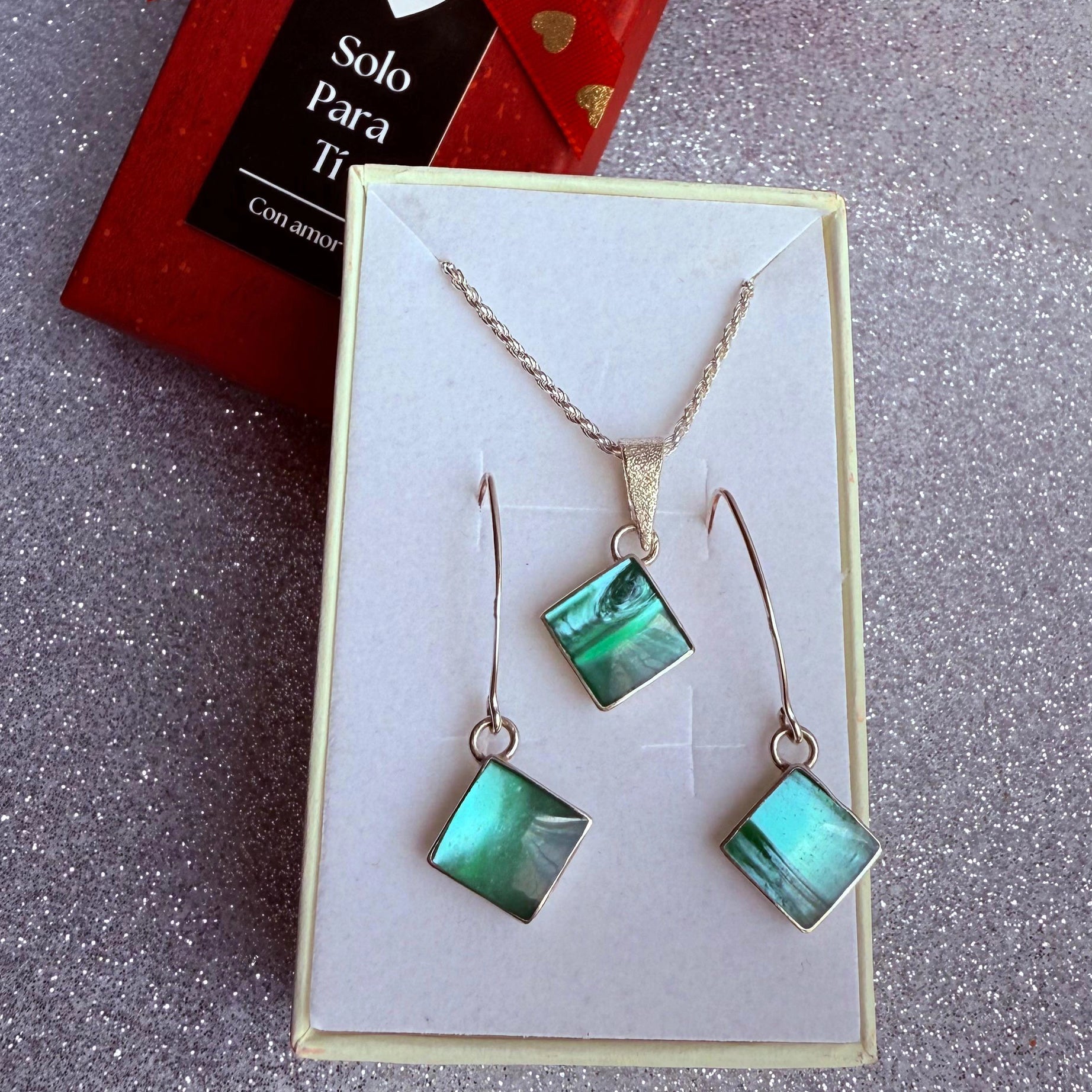 Conjunto Dama Diseño Verde perlado Plata fina ley 925