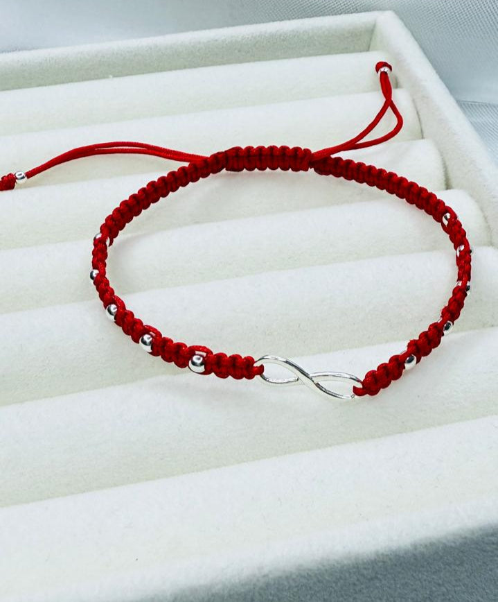 Pulseras Hilo Macramé Rojo Protección Infinito con pelotitas