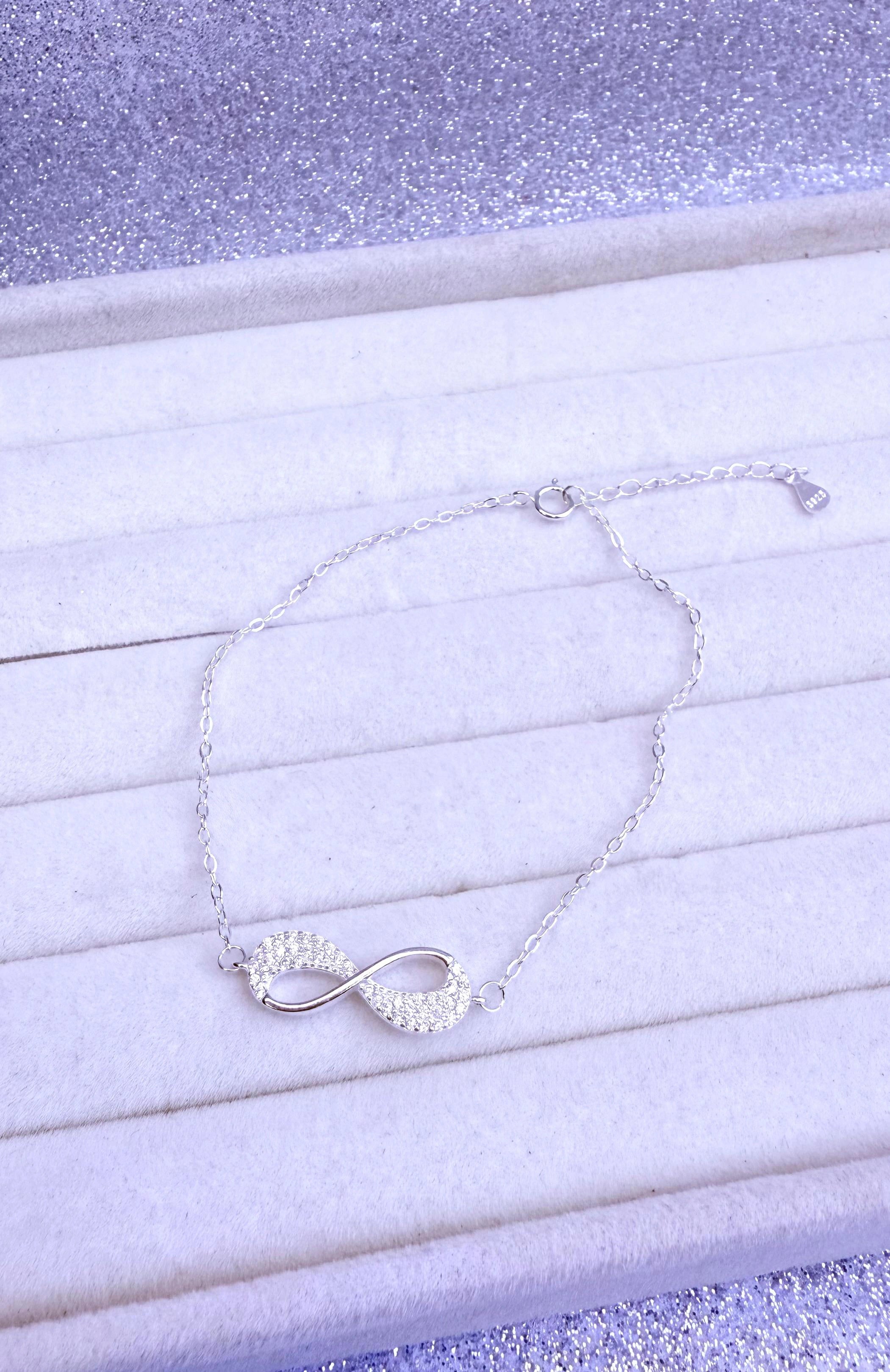 Pulsera Dama Diseño infinito con Microcircones Cristal Plata fina ley 925