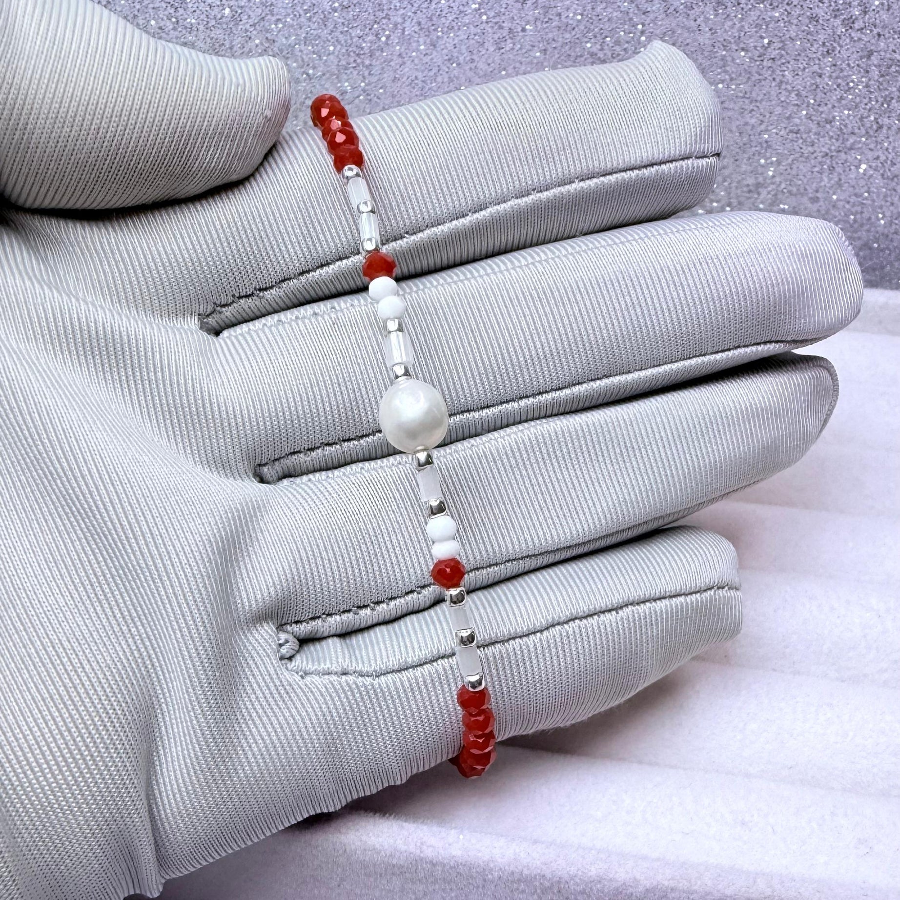 Pulsera Hilo Rojo Protección Cristales y Perla de rio