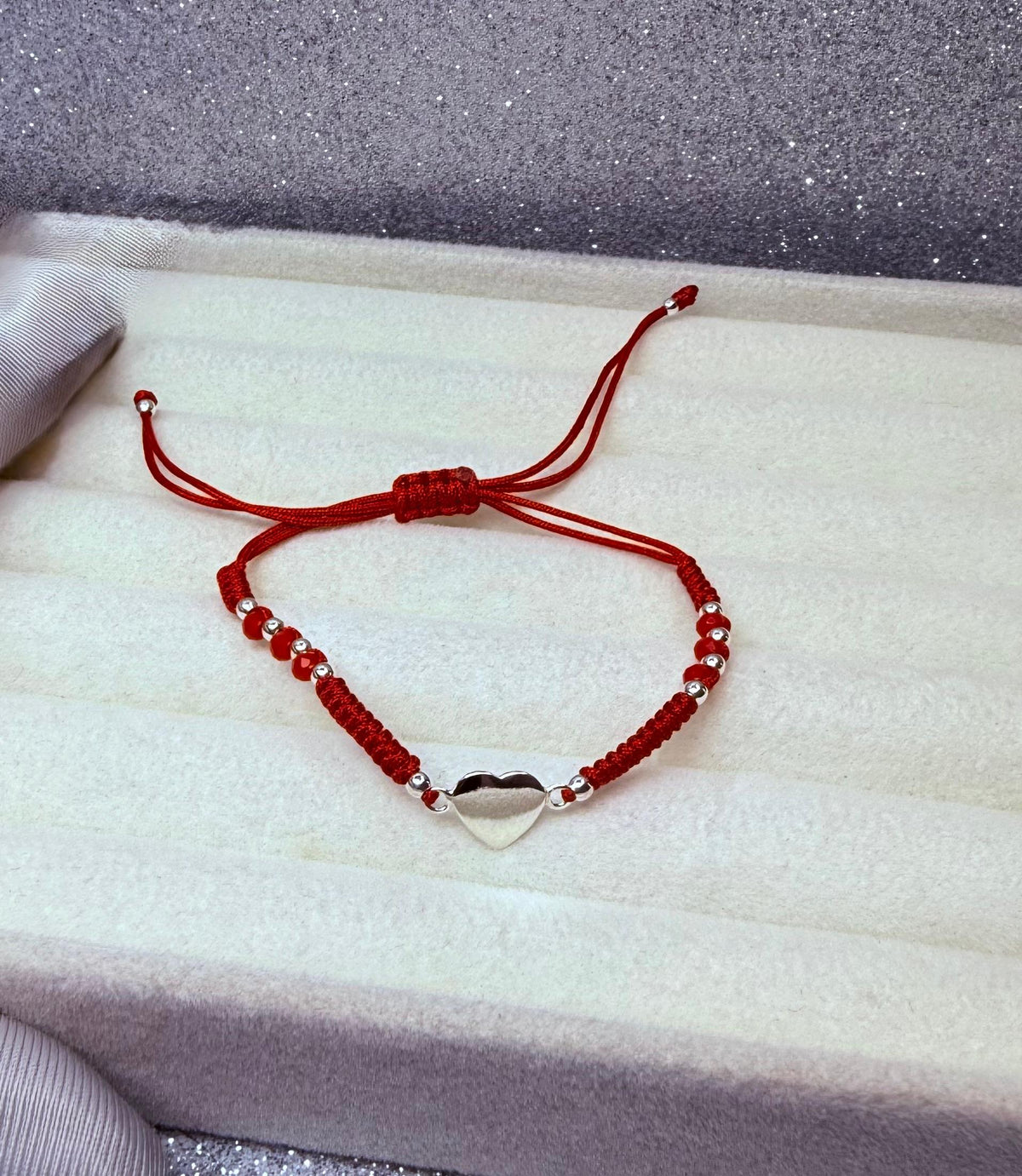 Pulsera Hilo Rojo Protección Dije Corazón y pelotitas Plata 925