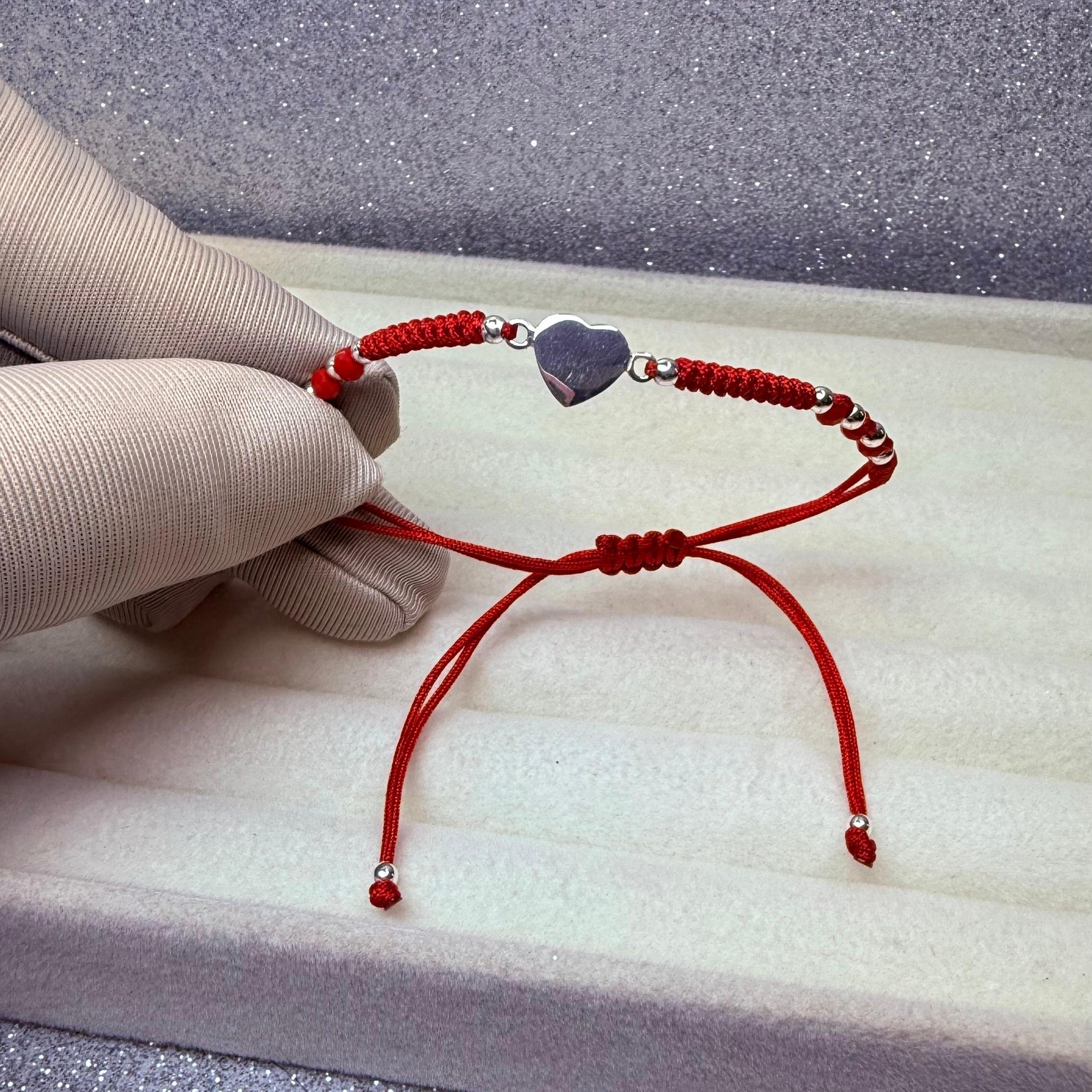 Pulsera Hilo Rojo Protección Dije Corazón y pelotitas Plata 925