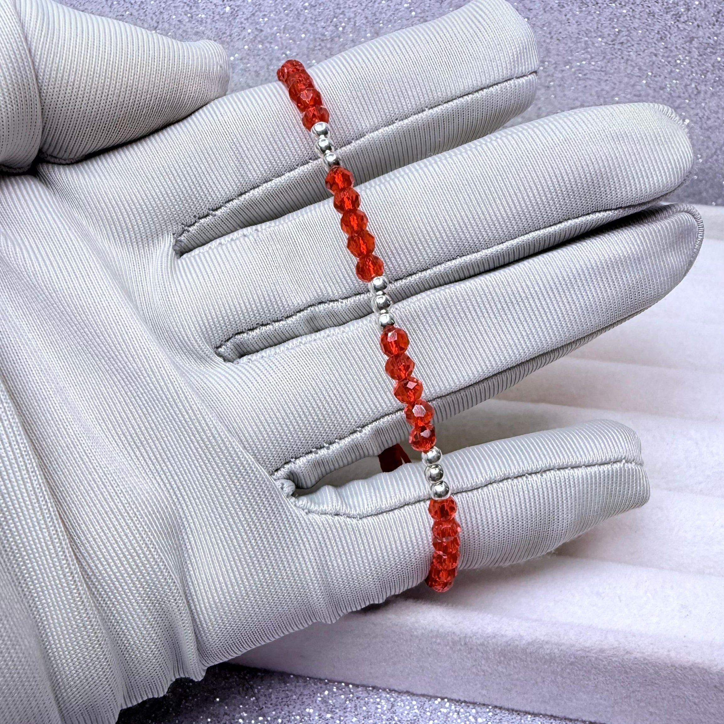 Pulsera Macramé Hilo Rojo Protección Con cristales y Pelotitas