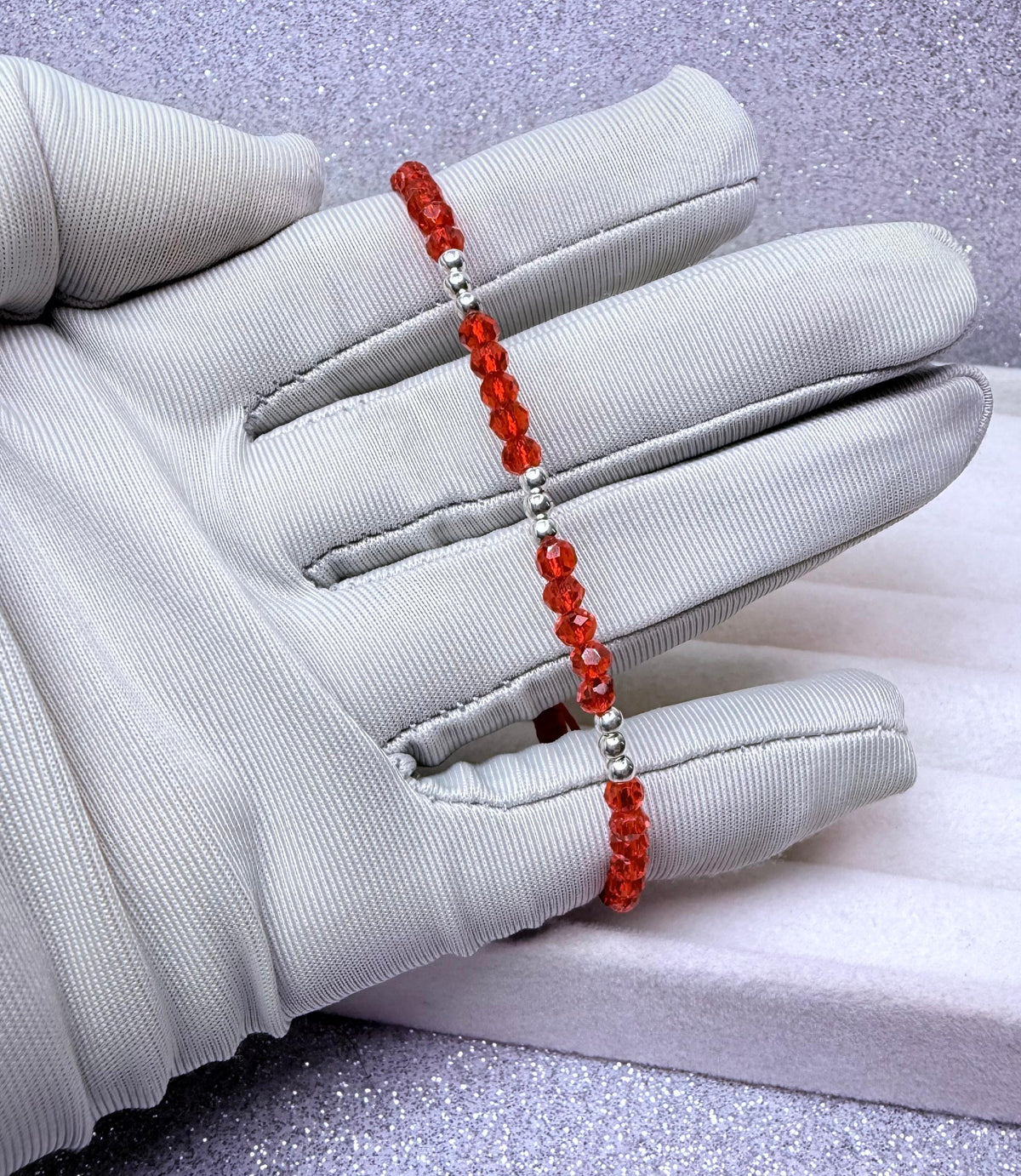 Pulsera Macramé Hilo Rojo Protección Con cristales y Pelotitas