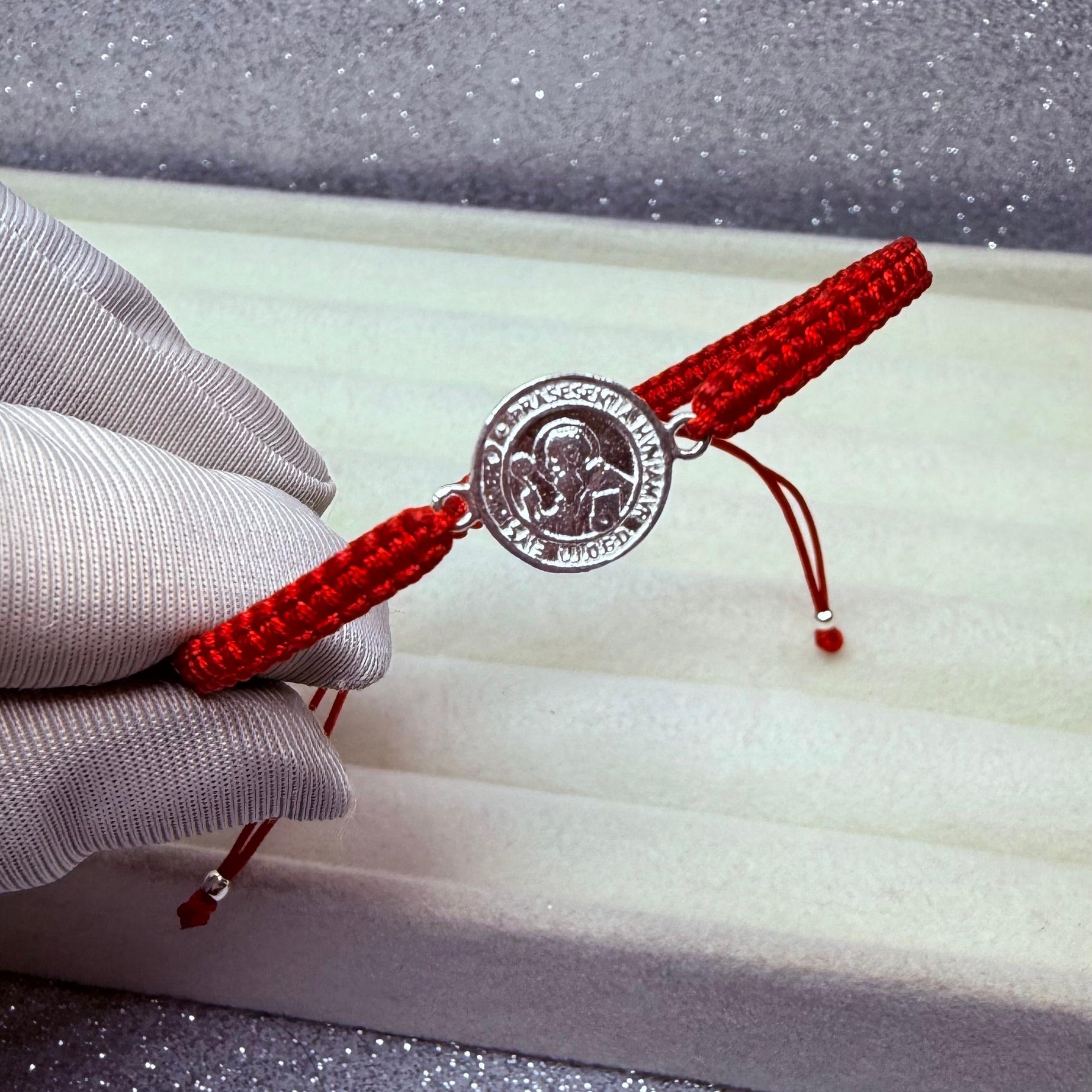 Pulsera Macramé Hilo Rojo Protección Dije San Benito Plata 925