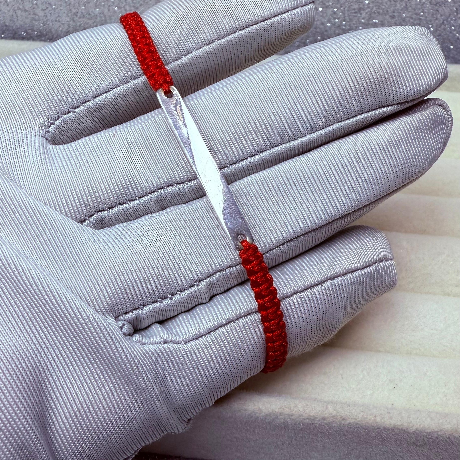 Pulsera  macramé Hilo Rojo Protección Placa 2,5 cm x 3 mm Plata 925
