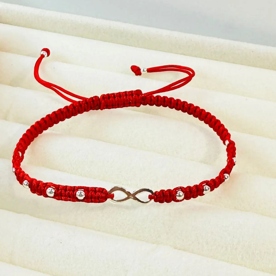 Pulsera  macramé Hilo Rojo Protección infinito pelotitas