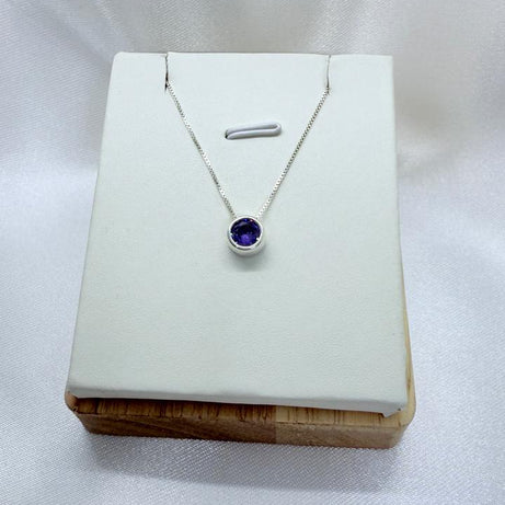 Collar Punto de luz Cristal Violeta