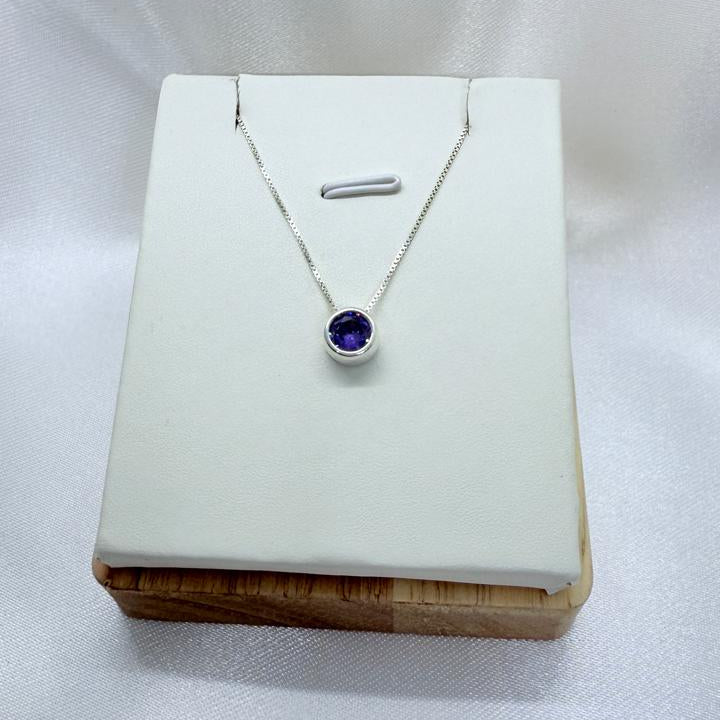 Collar Punto de luz Cristal Violeta