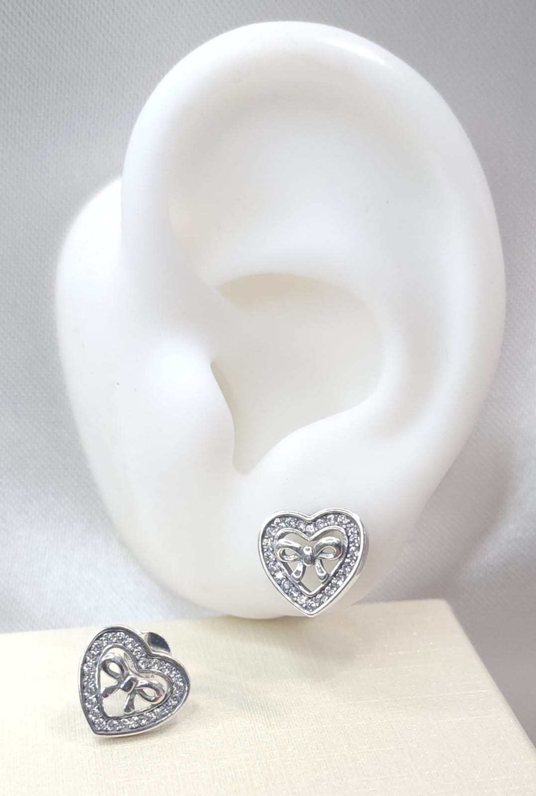 Aros Diseño Corazón Moño