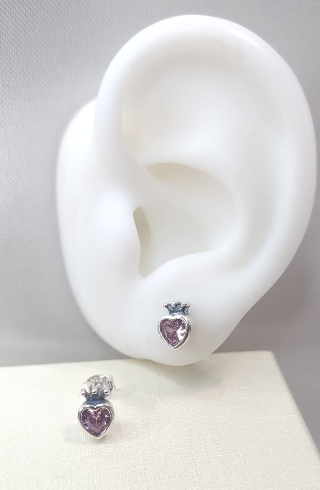 Aros Diseño Corazón circón rosado con Corona