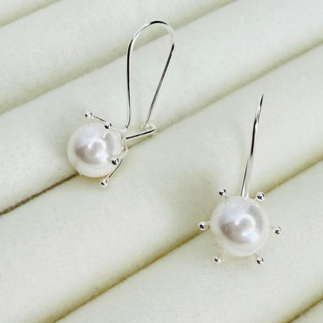 Aros Colgantes Diseño Pistilos con Cierre seguro