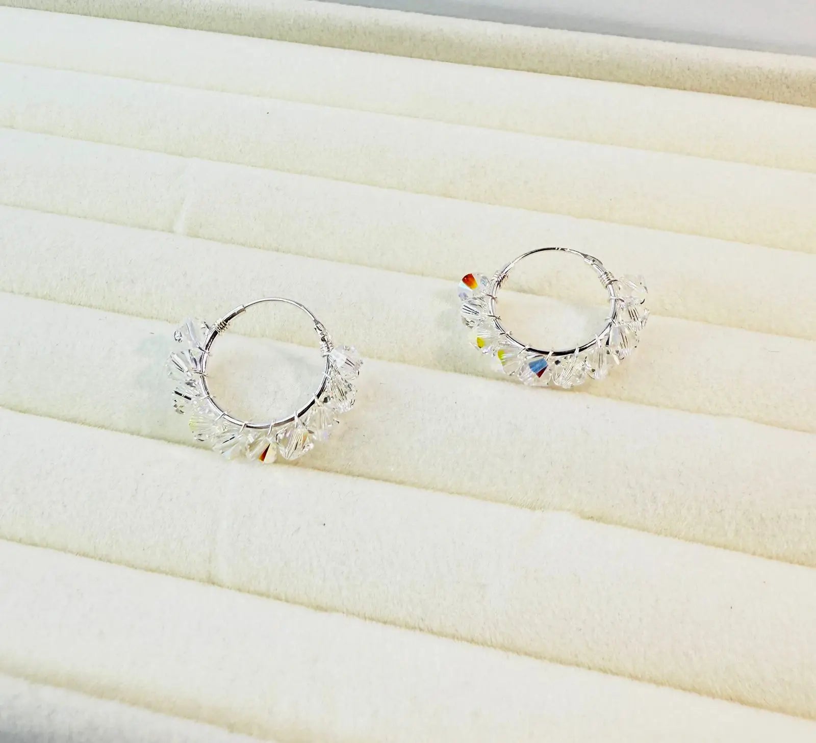 Aros Argolla Diseño tejido pelotitas CRISTAL