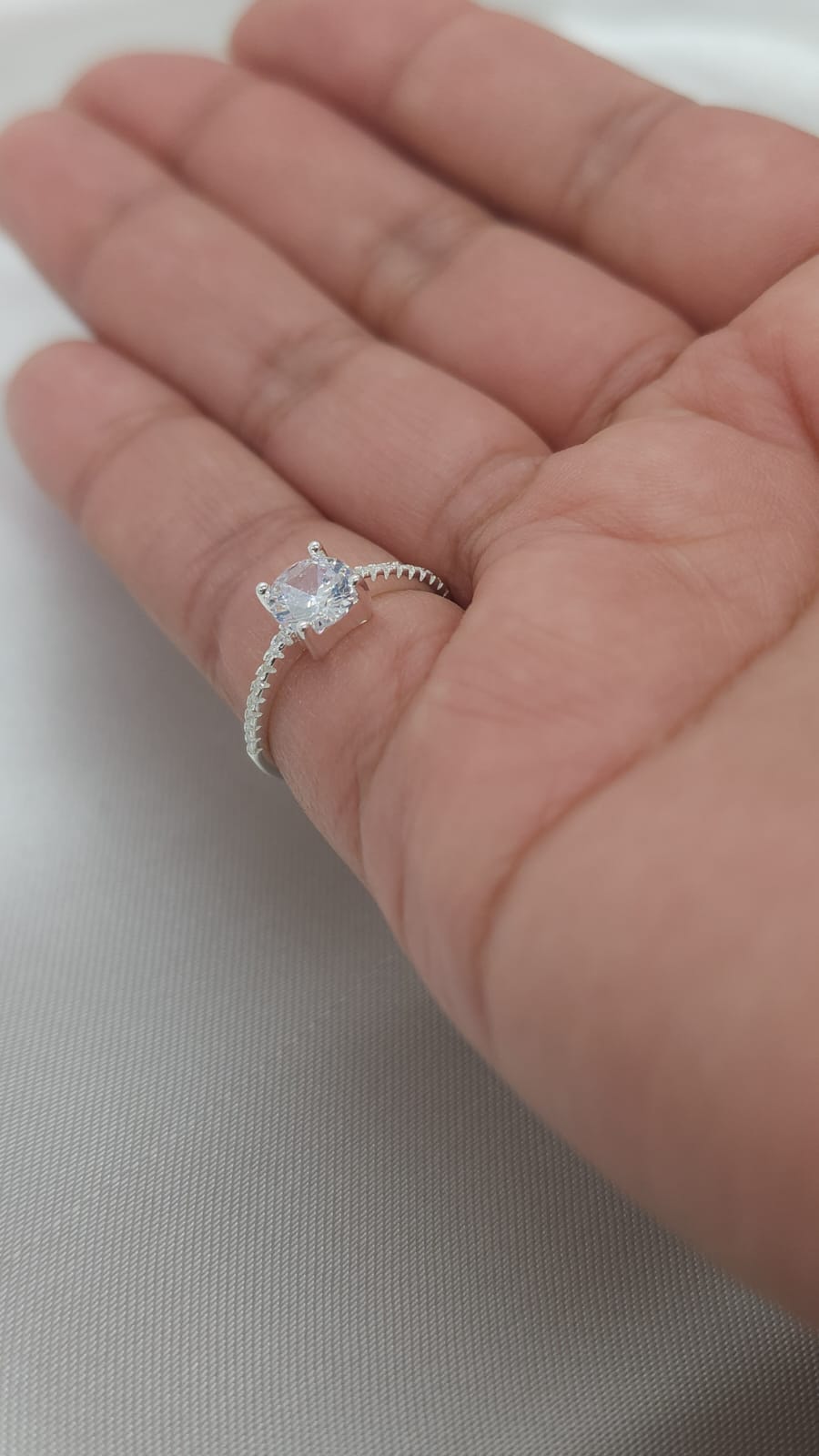 Anillo Dama Diseño Circón cuadrado con Incrustaciones de Microcircones