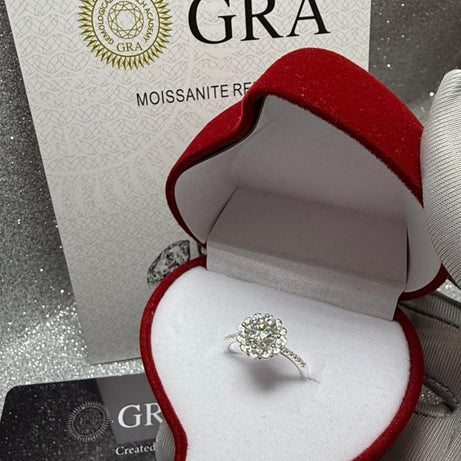 Anillo Dama Flor MOISSANITA con circones