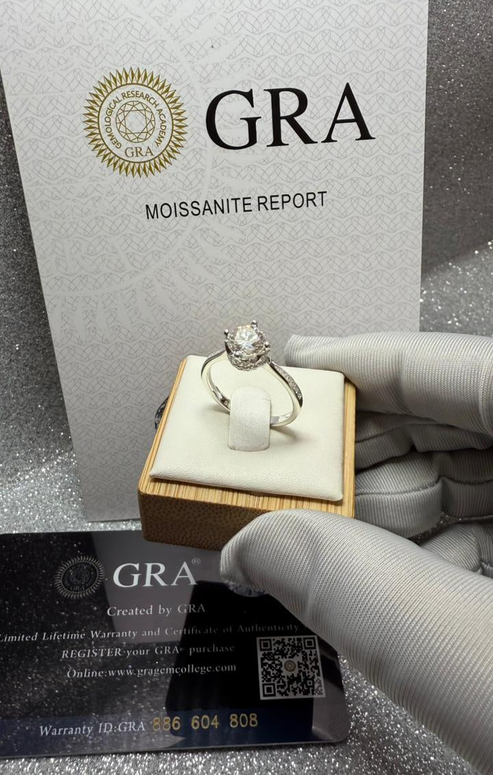Anillo Dama SOLITARIO MOISSANITA con circones