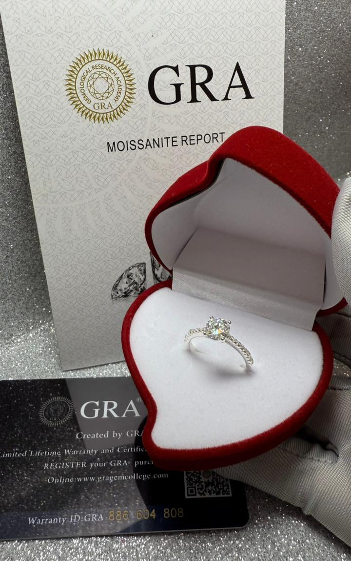 Anillo Dama Solitario MOISSANITA con circones