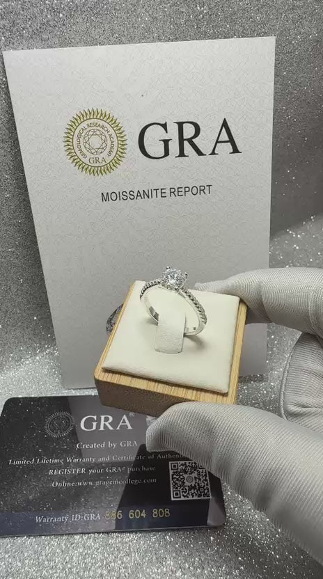 anillo dama solitario MOISSANITA Plata fina ley 925 T.13 03